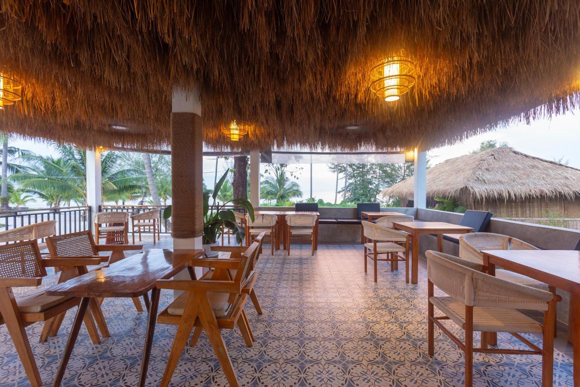 Anaya Koh Rong Hotell Pagoda Beach Exteriör bild